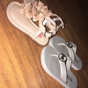 Mk flip flops